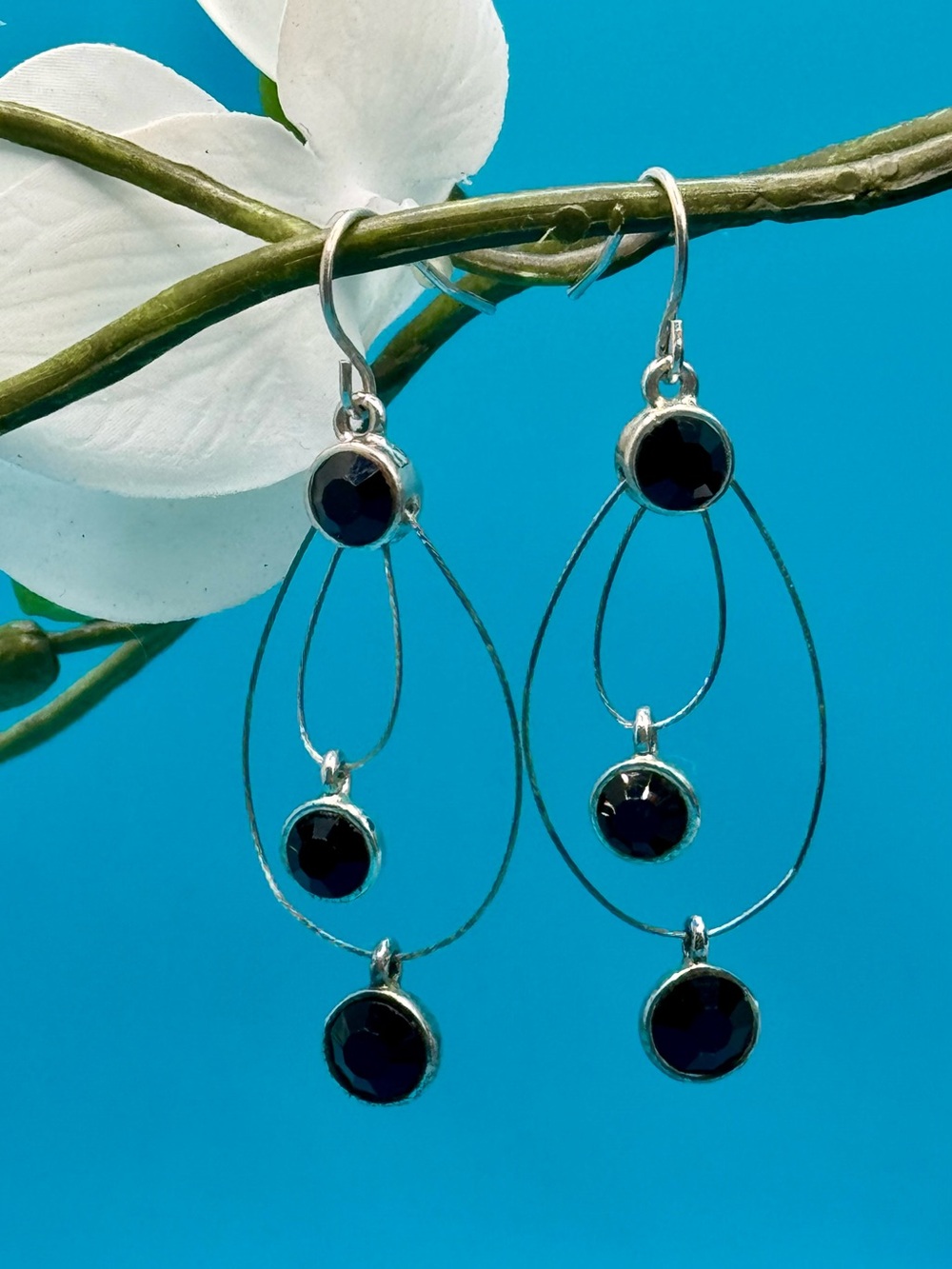 Silver Teardrop Dangle Earrings with Black Gemstones